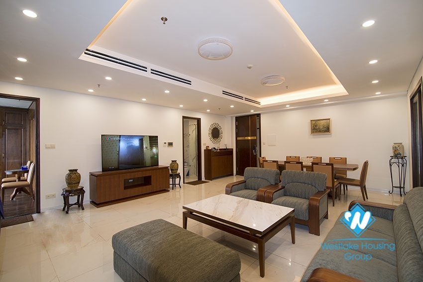 Three-bedroom apartment with area of ​​140 square meters for rent at Hanoi Aqual Central